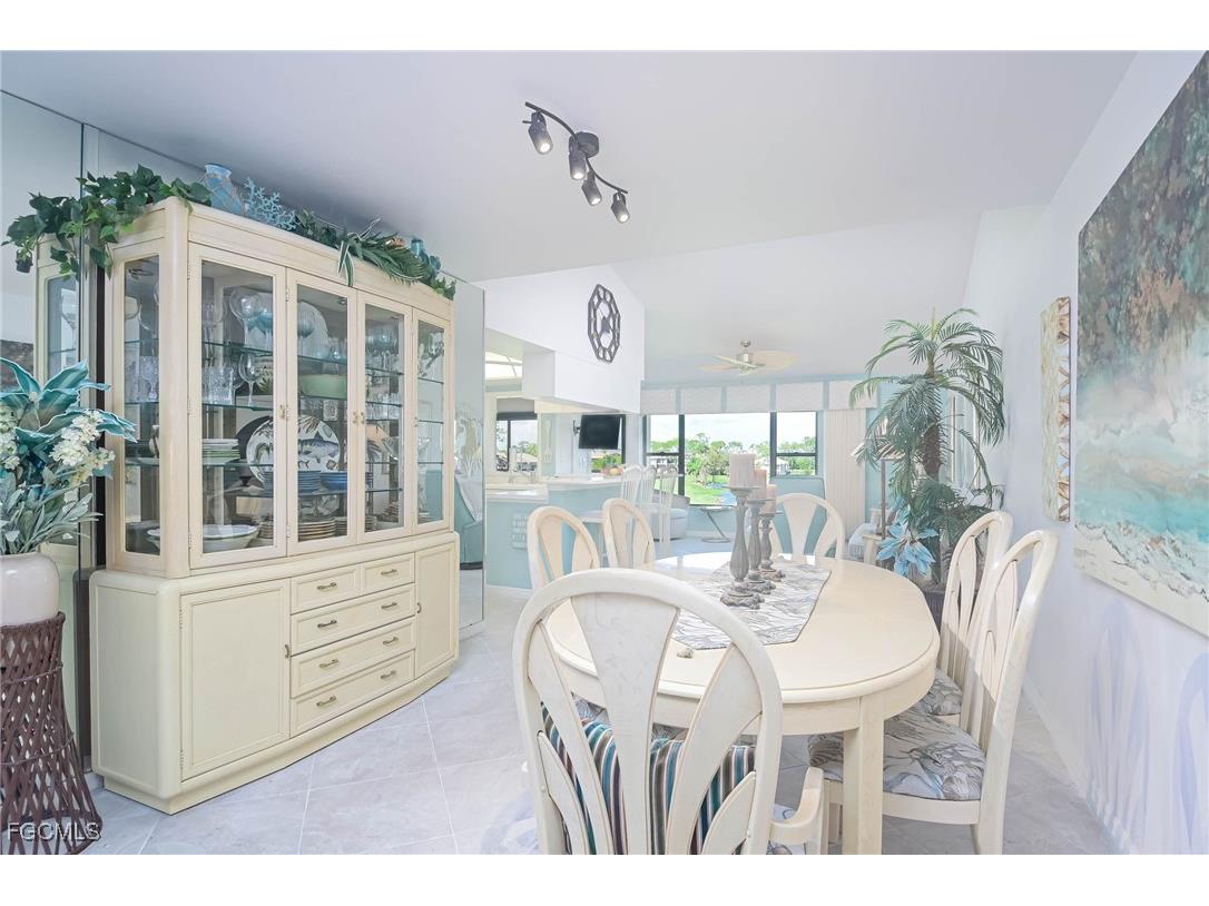 5845 Trailwinds Drive #531 Fort Myers FL 33907 2025009145 image4