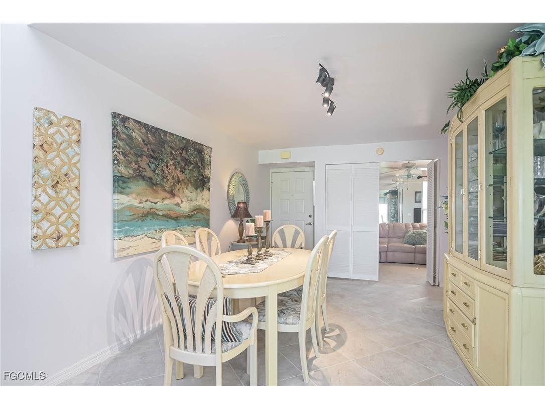 5845 Trailwinds Drive #531 Fort Myers FL 33907 2025009145 image9