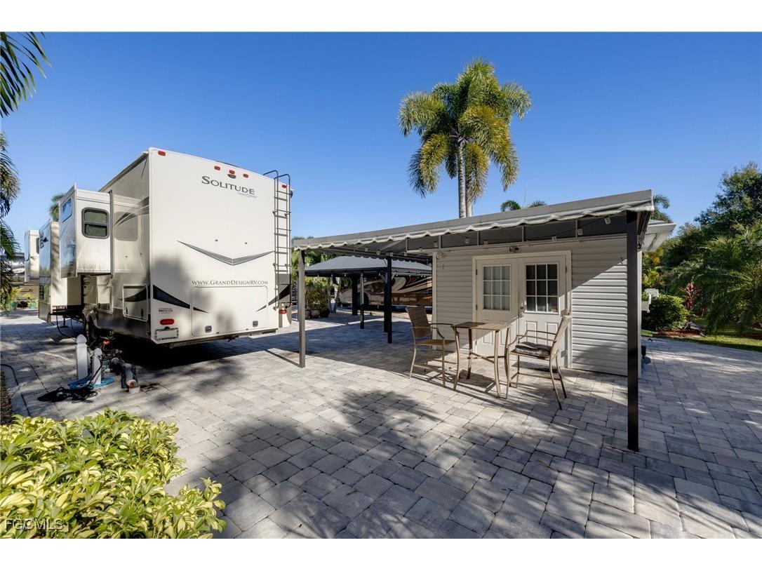 5846 Burrwood Court E Fort Myers FL 33905 2025020635 image4