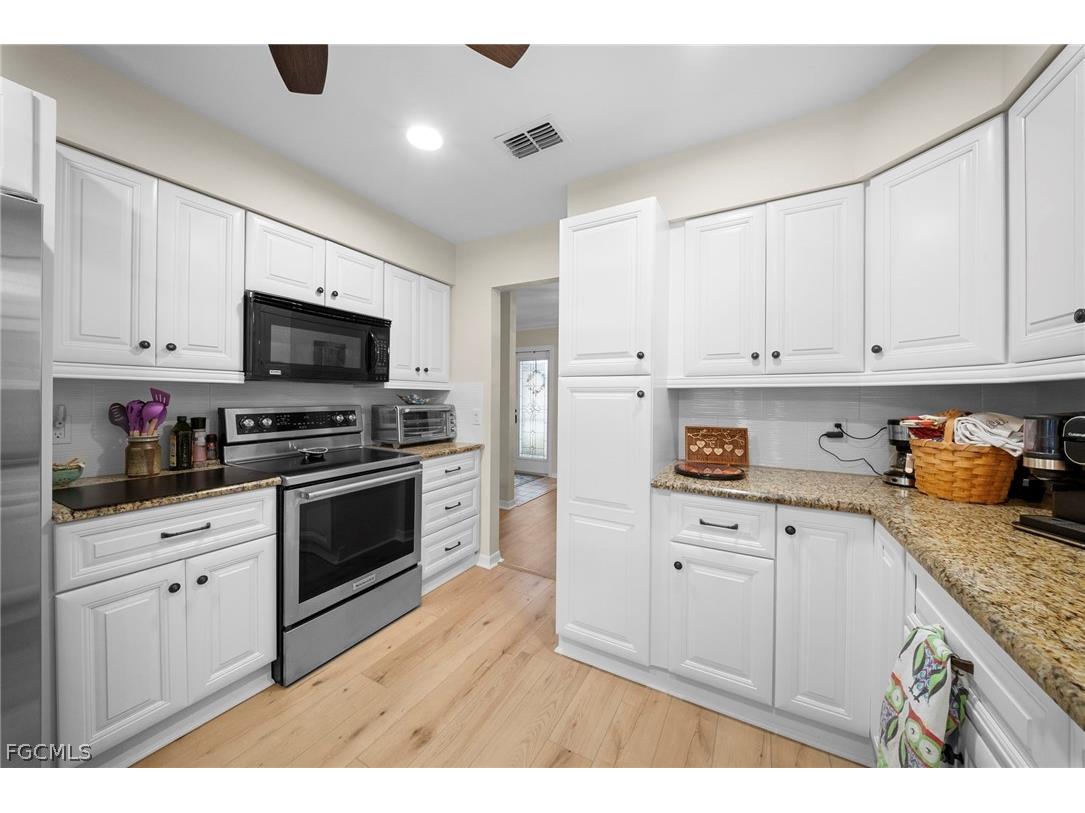 5846 Wild Fig Lane Fort Myers FL 33919 2026011432 image7