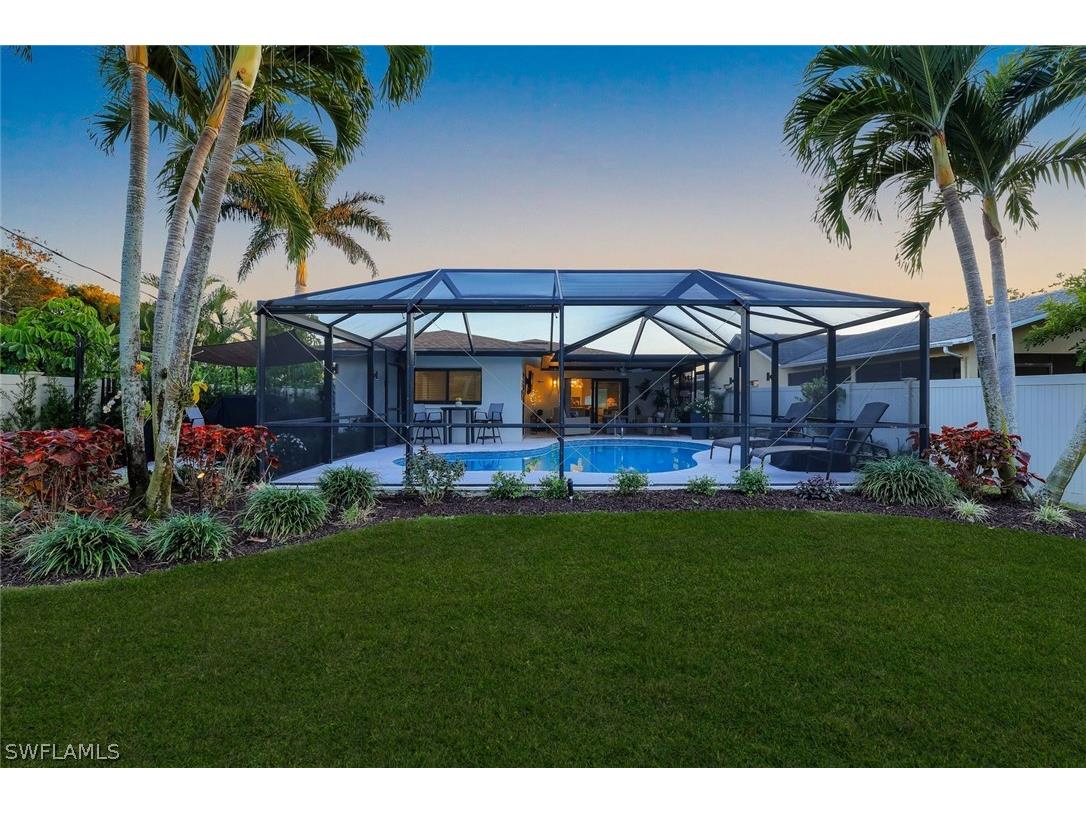 585 100th Avenue N Naples FL 34108 226006831 image32