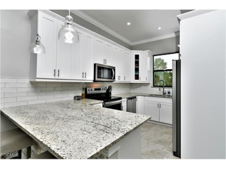 585 41st Avenue NW Naples FL 34120 2025005449 image15