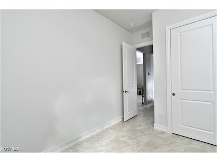 585 41st Avenue NW Naples FL 34120 2025005449 image25