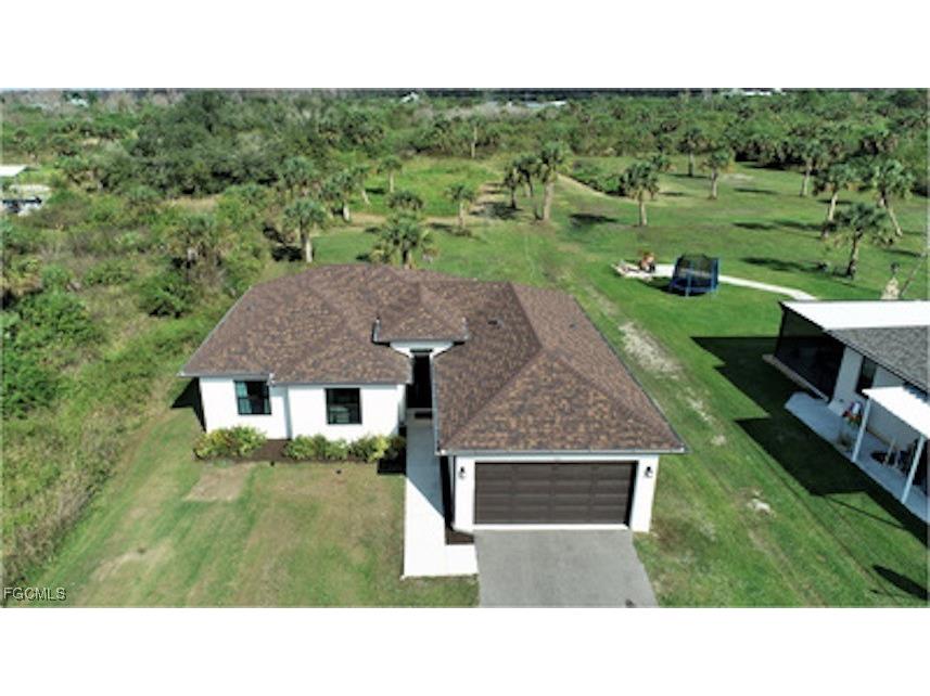 585 41st Avenue NW Naples FL 34120 2025005449 image31
