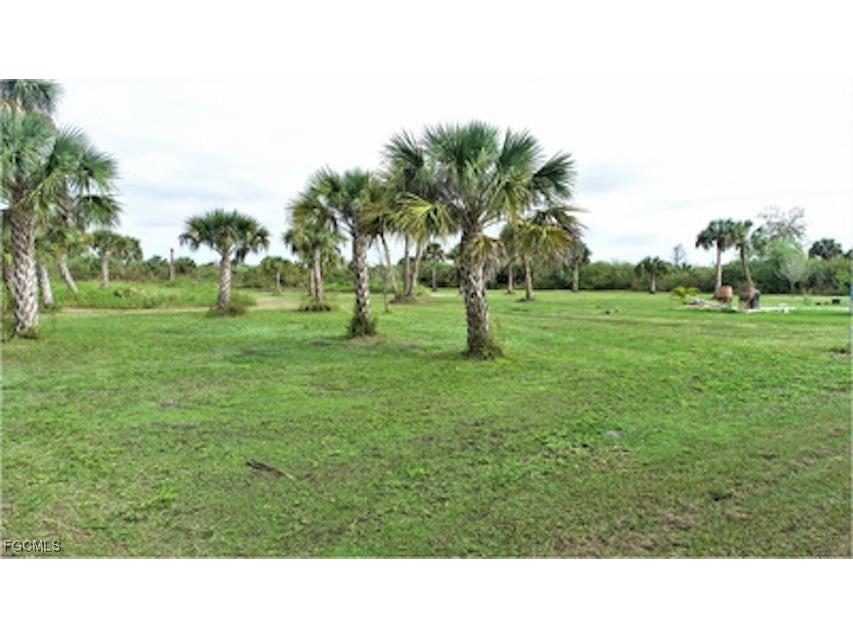 585 41st Avenue NW Naples FL 34120 2025005449 image34