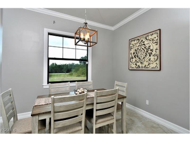 585 41st Avenue NW Naples FL 34120 2025005449 image4