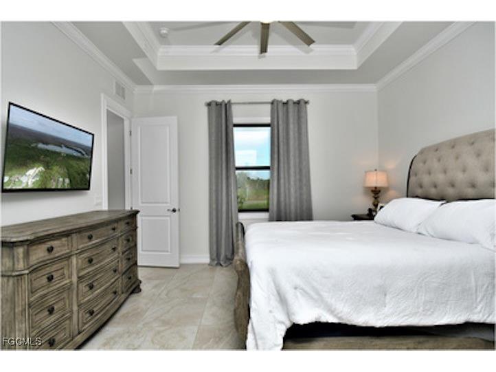 585 41st Avenue NW Naples FL 34120 2025005449 image9