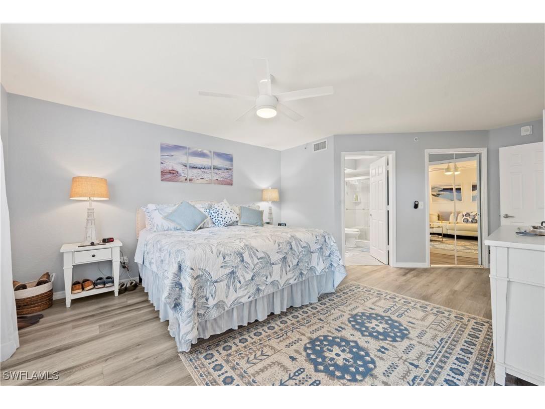 585 Club Side Drive #3-104 Naples FL 34110 225078162 image11