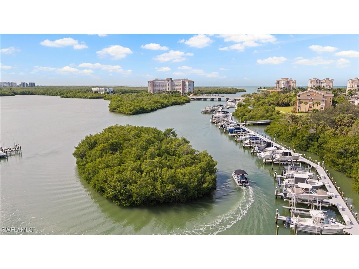 585 Club Side Drive #3-104 Naples FL 34110 225078162 image24