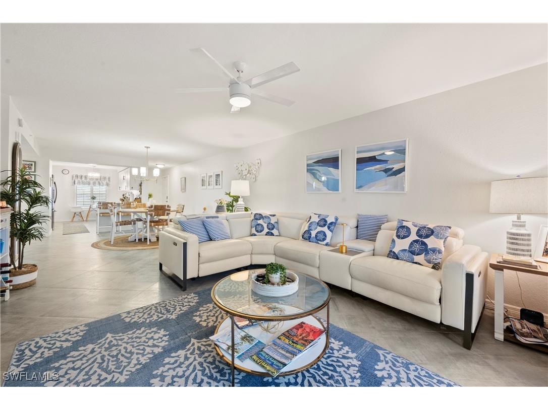 585 Club Side Drive #3-104 Naples FL 34110 225078162 image4