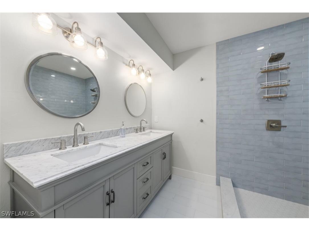 585 E Gulf Drive #A2 Sanibel FL 33957 226009206 image23