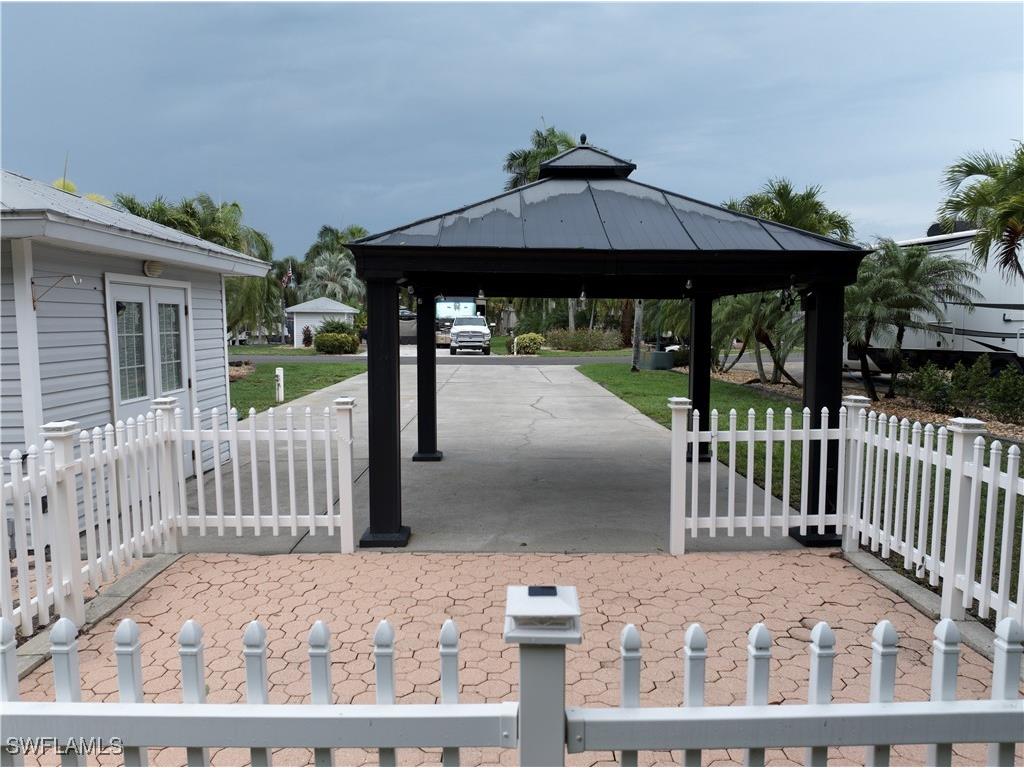 5850 Maplewood Court Fort Myers FL 33905 225052066 image13