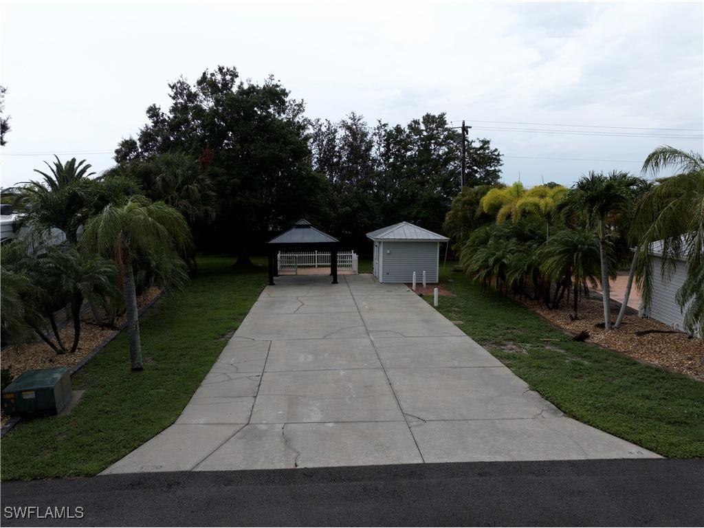 5850 Maplewood Court Fort Myers FL 33905 225052066 image2