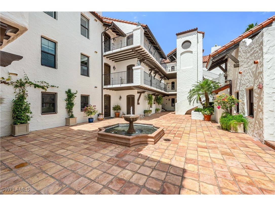 5850 Pelican Bay Boulevard #A3 Naples FL 34108 225060711 image3