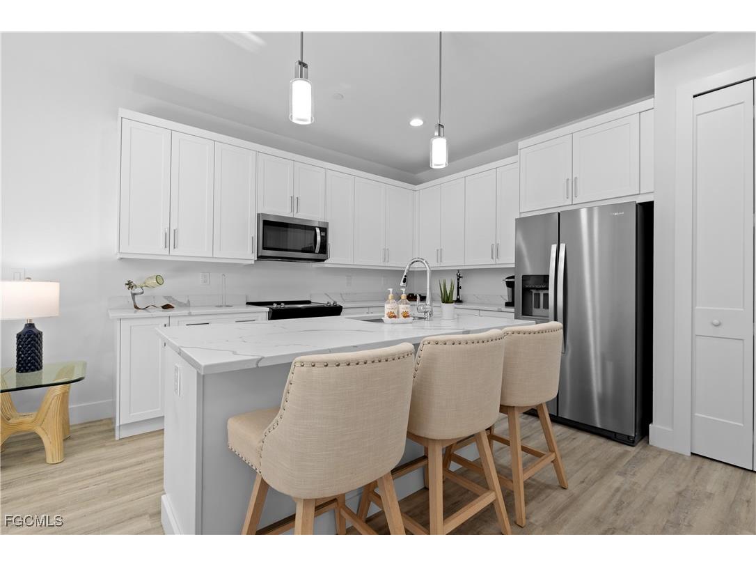 5851 Shell Cove Drive #102A Cape Coral FL 33914 2025005770 image11