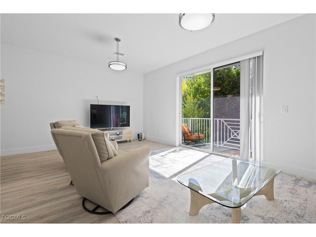 5851 Shell Cove Drive #102A Cape Coral FL 33914 2025005770 image15