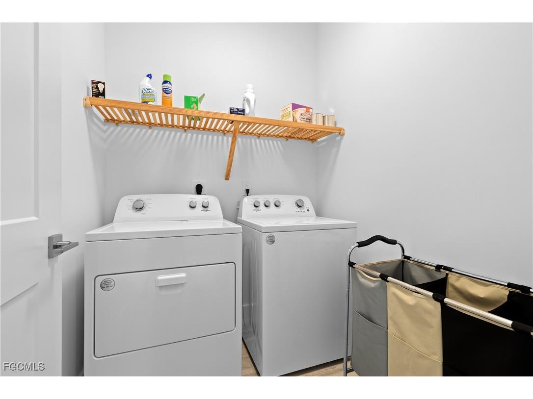 5851 Shell Cove Drive #102A Cape Coral FL 33914 2025005770 image20