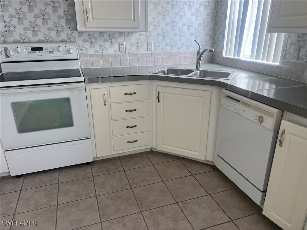 5855 Brightwood Drive Fort Myers FL 33905 225021504 image2