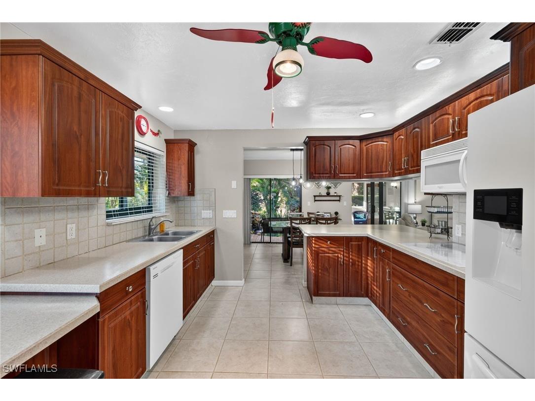 5857 Wyldewood Lakes Court Fort Myers FL 33919 226001950 image10