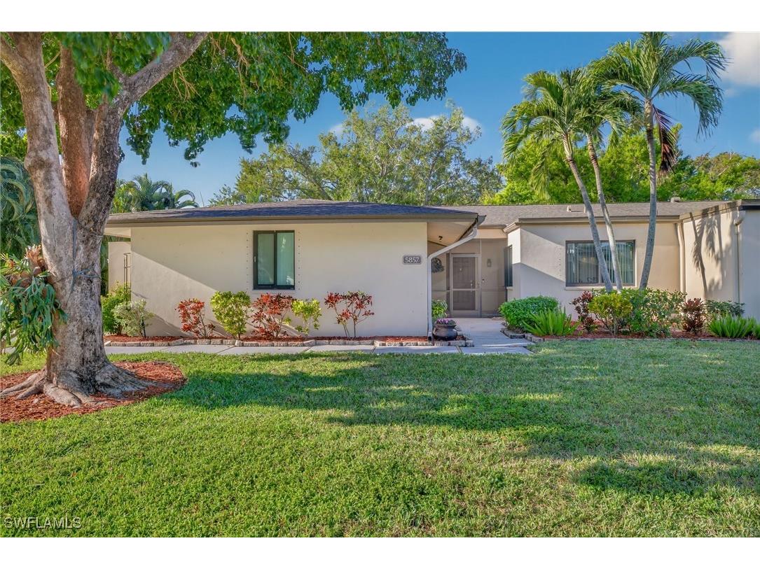 5857 Wyldewood Lakes Court Fort Myers FL 33919 226001950 image2