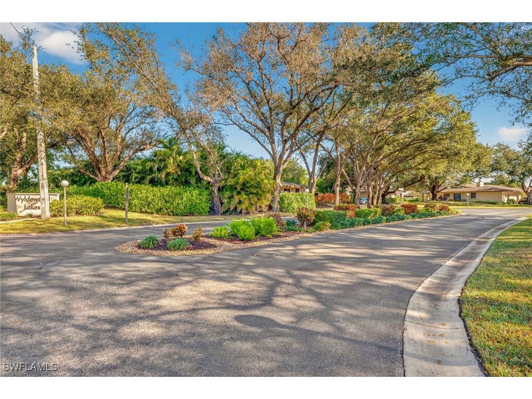 5857 Wyldewood Lakes Court Fort Myers FL 33919 226001950 image36