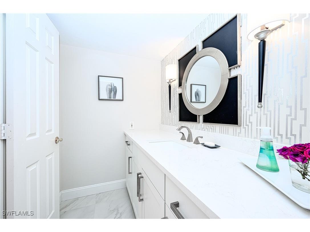 586 Beachwalk Circle #O-205 Naples FL 34108 225050465 image20