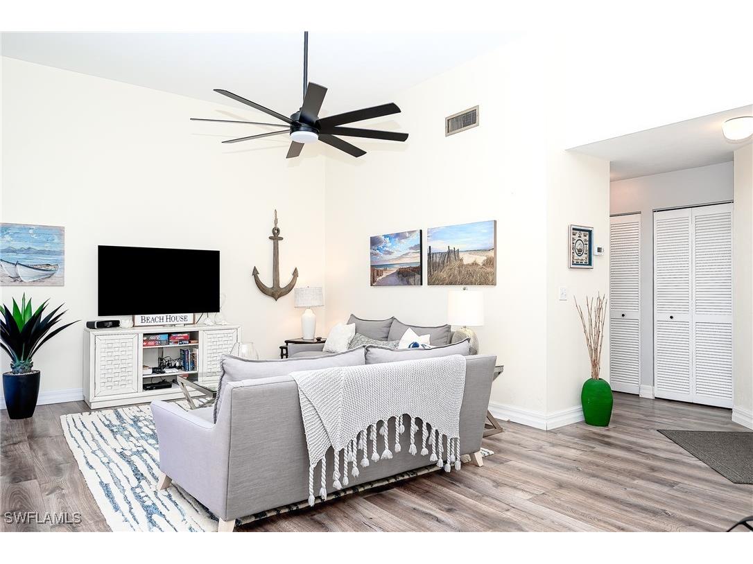 586 Beachwalk Circle #O-305 Naples FL 34108 225074157 image15