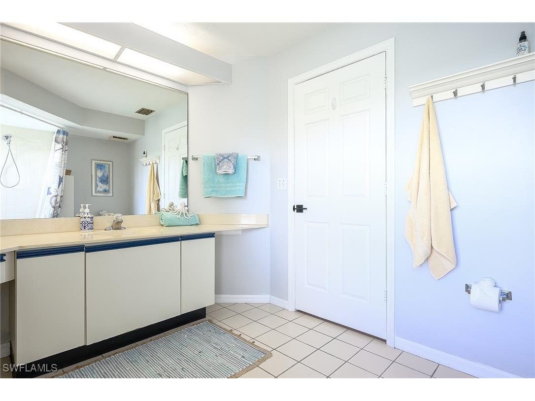 586 Beachwalk Circle #O-305 Naples FL 34108 225074157 image19