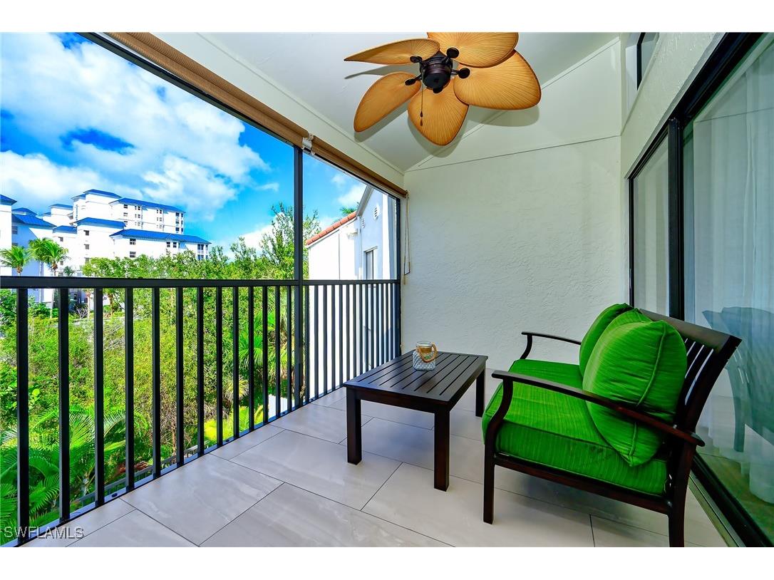 586 Beachwalk Circle #O-305 Naples FL 34108 225074157 image2