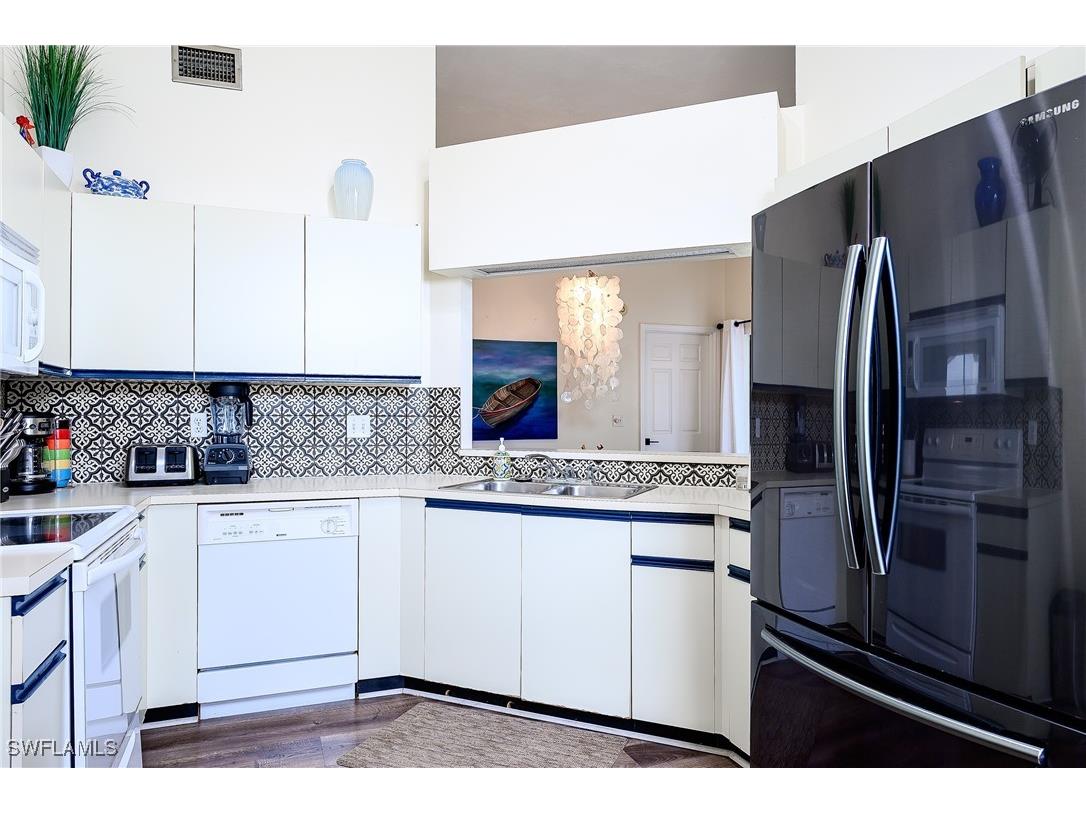 586 Beachwalk Circle #O-305 Naples FL 34108 225074157 image7