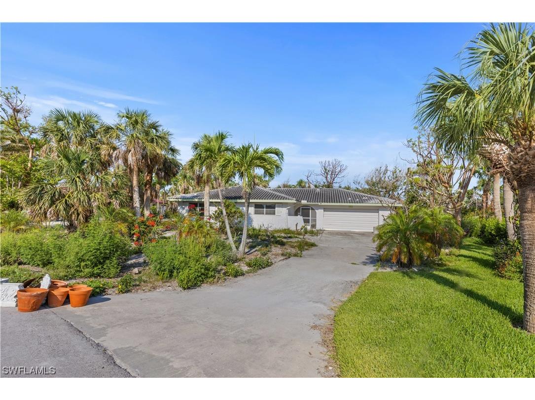 586 Boulder Drive Sanibel FL 33957 223031147 image1