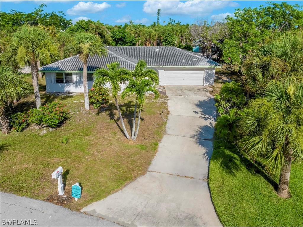 586 Boulder Drive Sanibel FL 33957 224052396 image1