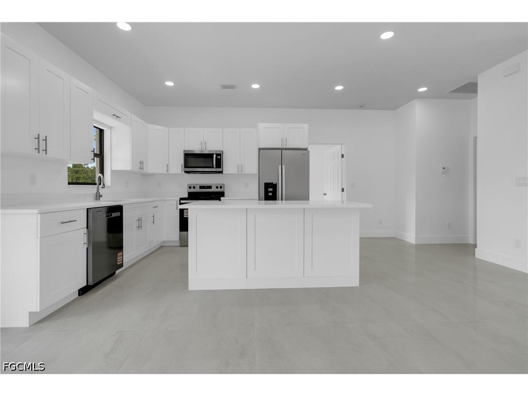 586 Genoa Avenue S Lehigh Acres FL 33974 2026018050 image9