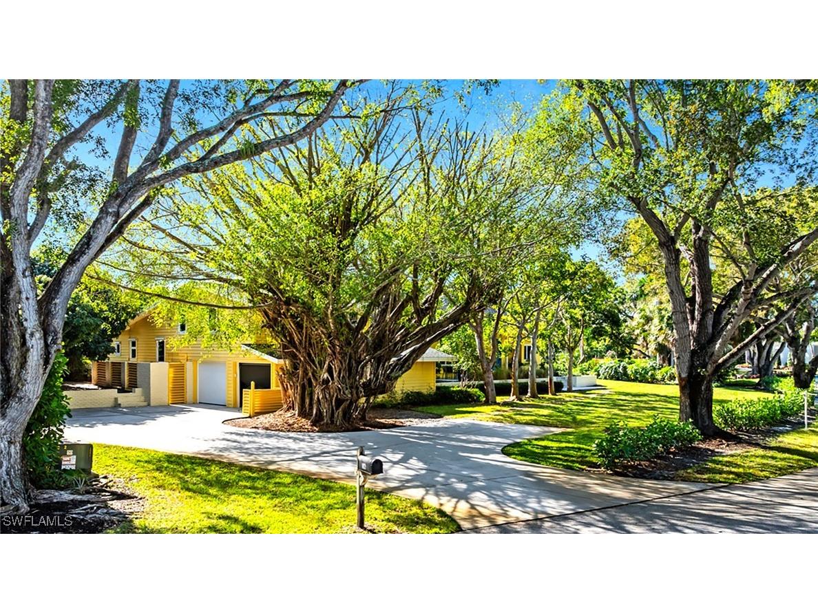 586 Yucca Road Naples FL 34102 225083200 image27