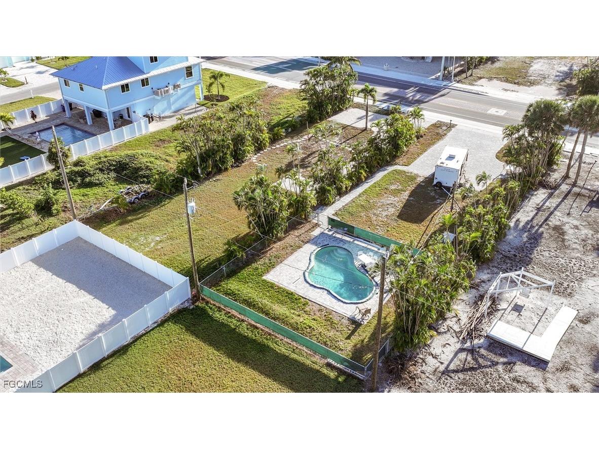 5863 Estero Boulevard Fort Myers Beach FL 33931 2025024437 image11