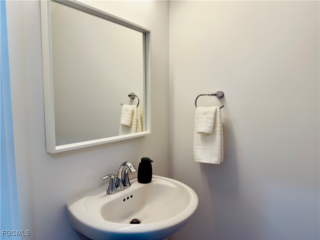 5865 Shell Cove Drive #105 Cape Coral FL 33914 2025017574 image22