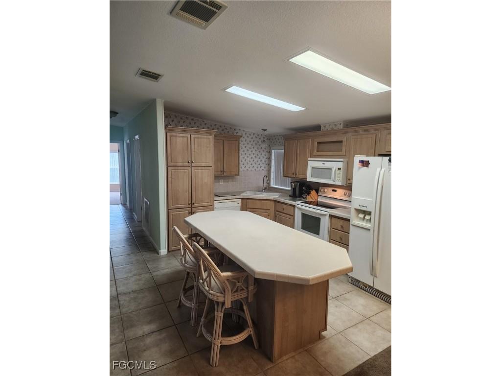 5867 Brightwood Drive E #A16 Fort Myers FL 33905 2025010662 image4