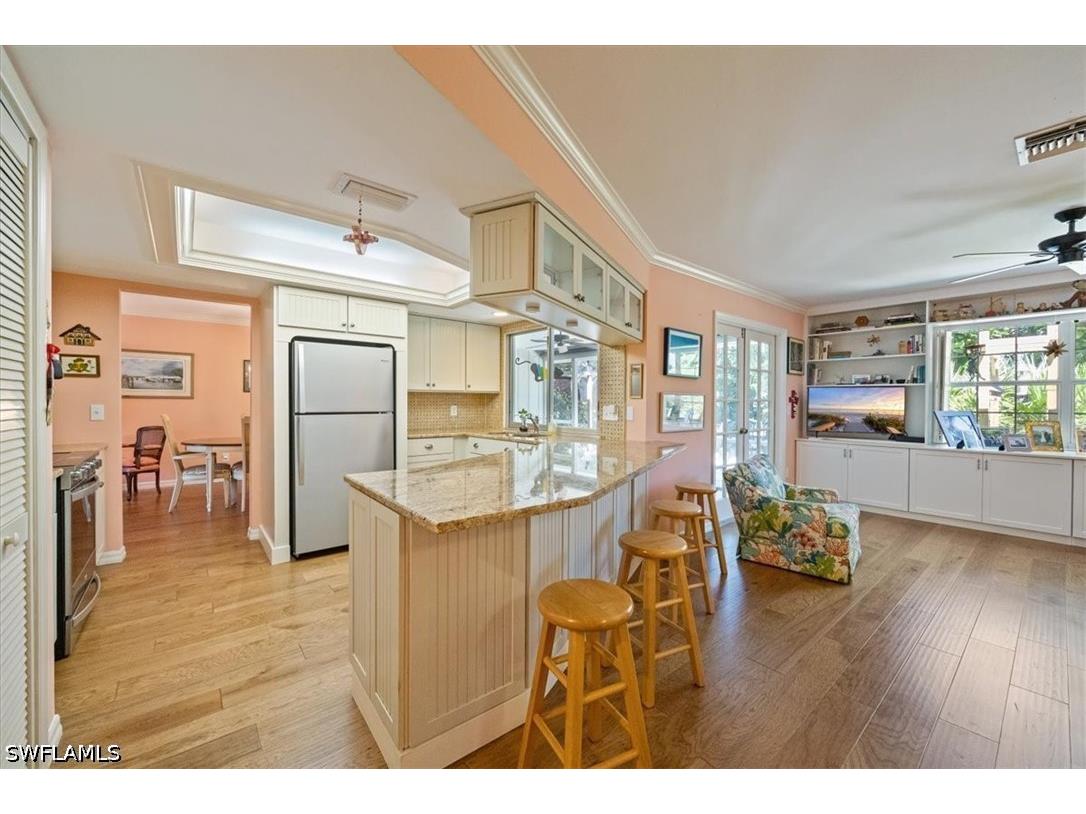 587 Parkwood Lane Naples FL 34103 226019255 image10