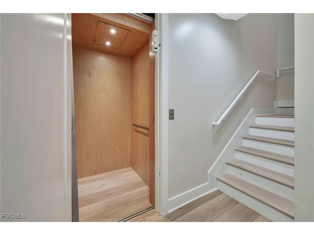 5870 Shell Cove Drive Cape Coral FL 33914 2025005603 image5