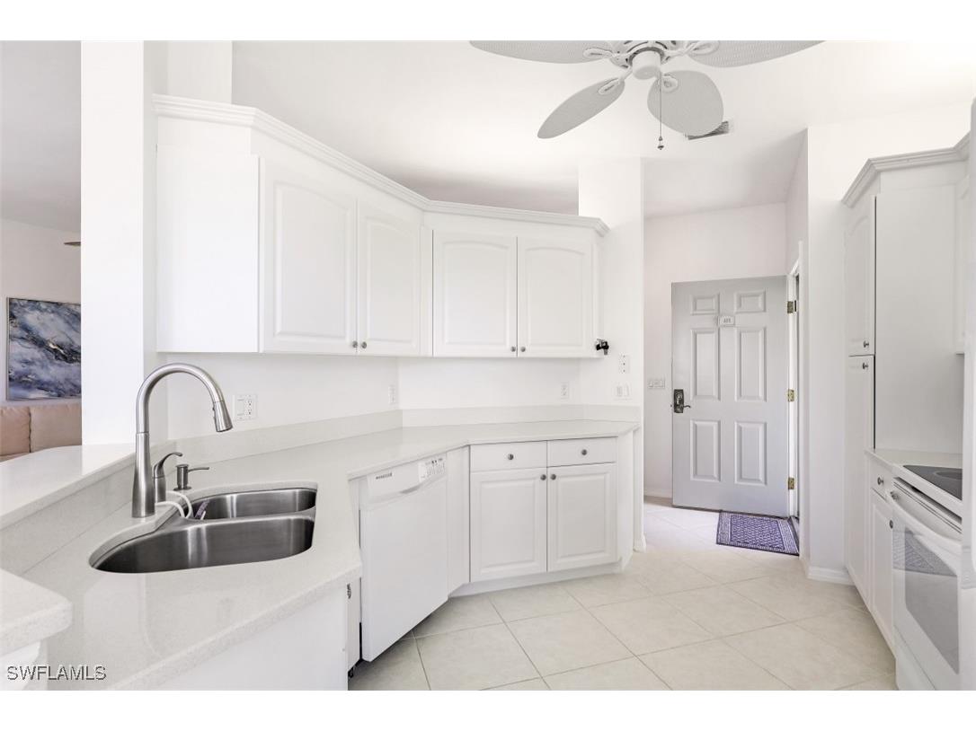 5870 Three Iron Drive #4-401 Naples FL 34110 225057991 image4