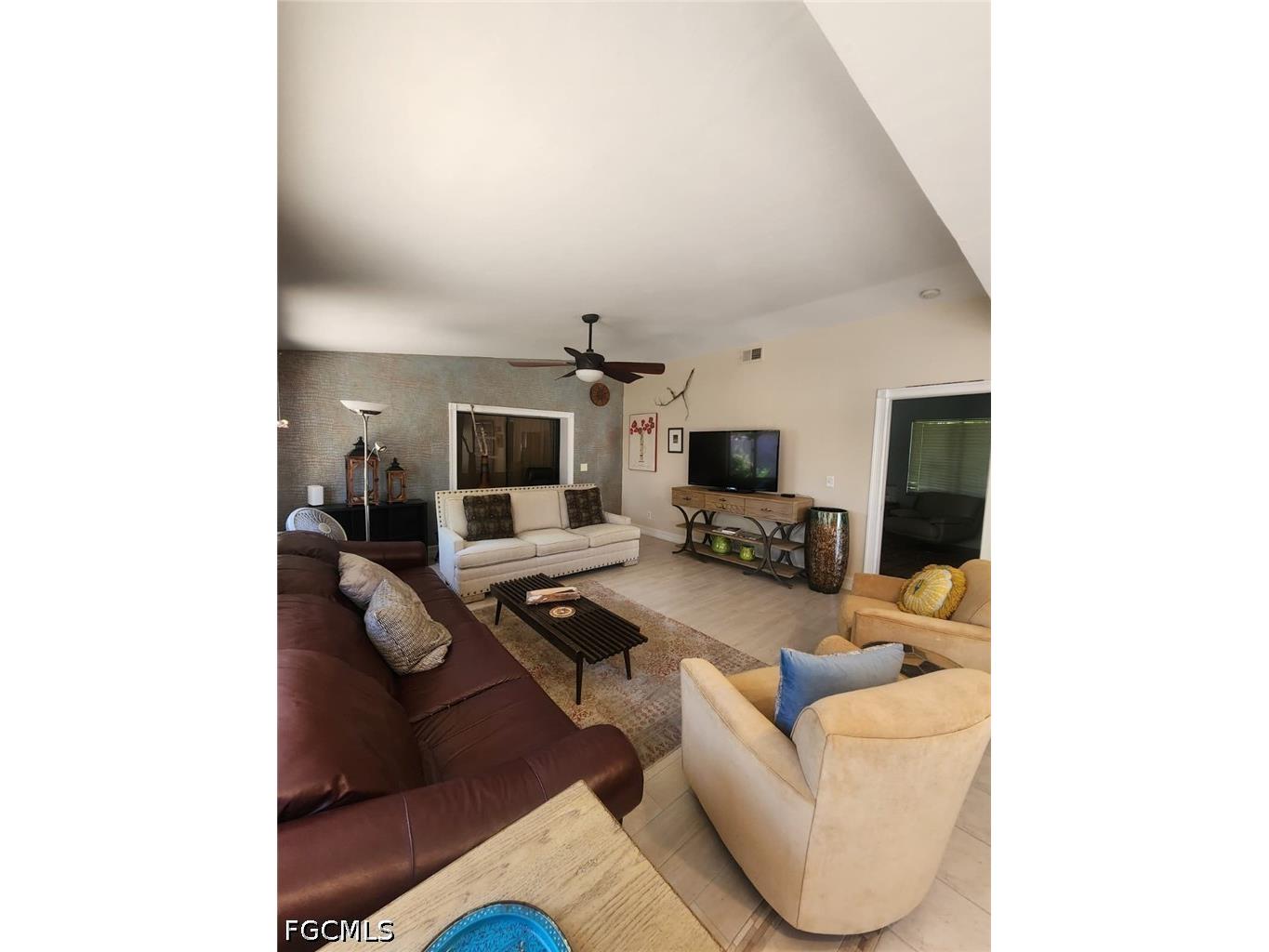 5873 Wyldewood Lakes Court Fort Myers FL 33919 2026015233 image1