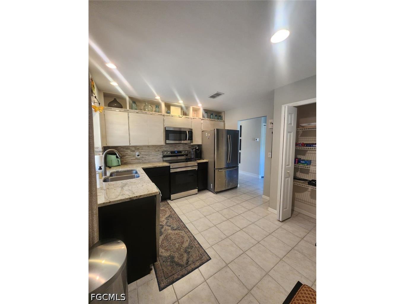 5873 Wyldewood Lakes Court Fort Myers FL 33919 2026015233 image9