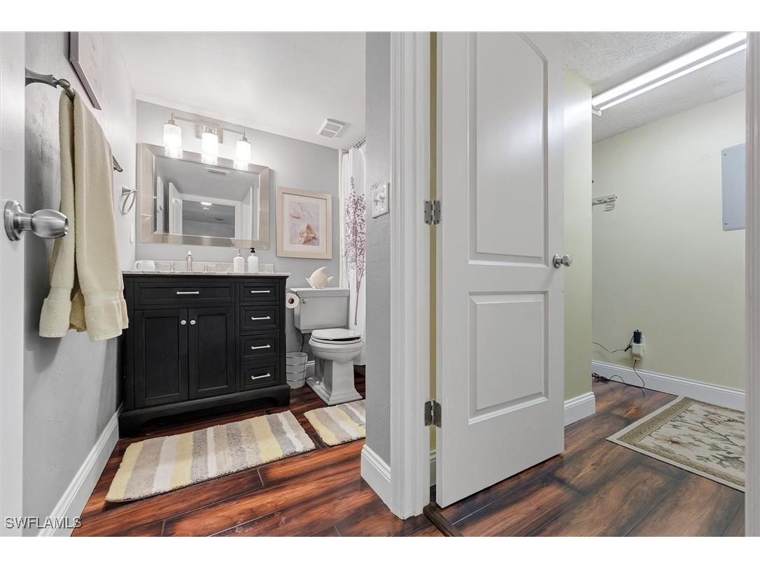 5875 Cobblestone Lane #D105 Naples FL 34112 225079576 image28