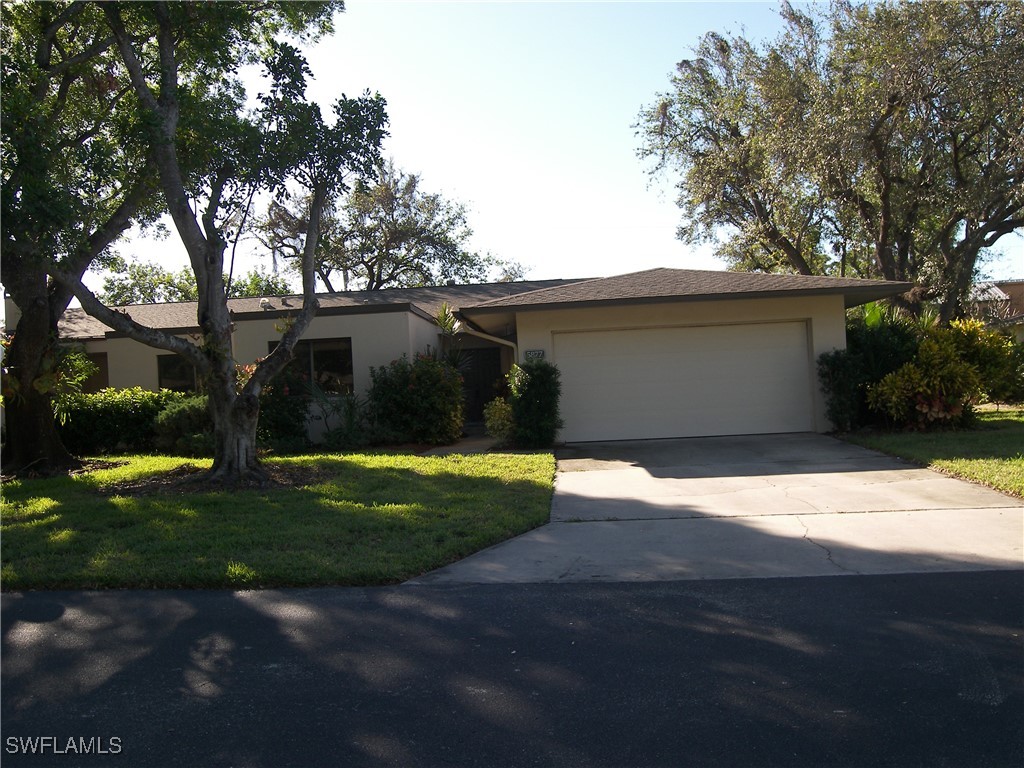 5877 Wyldewood Lakes Court Fort Myers FL 33919 224090307 image1