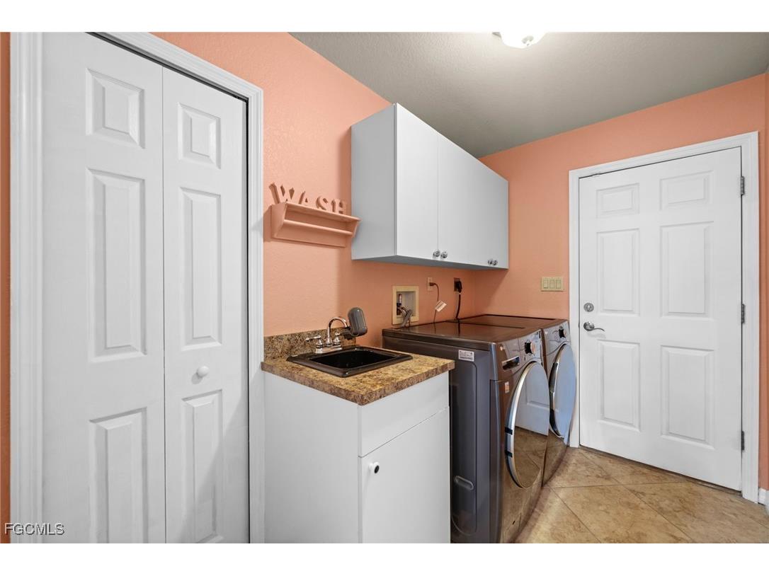 5879 Littlestone Court North Fort Myers FL 33903 2025010314 image43