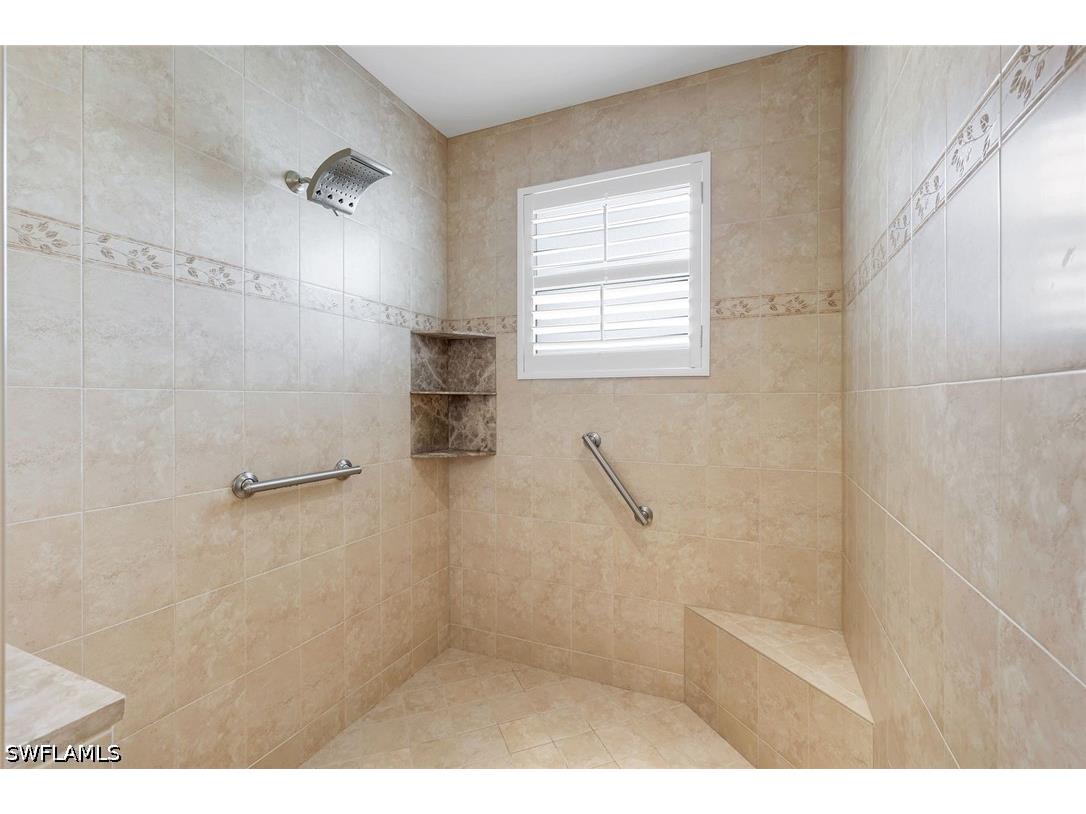 588 Avellino Isles Circle #20101 Naples FL 34119 226020673 image20