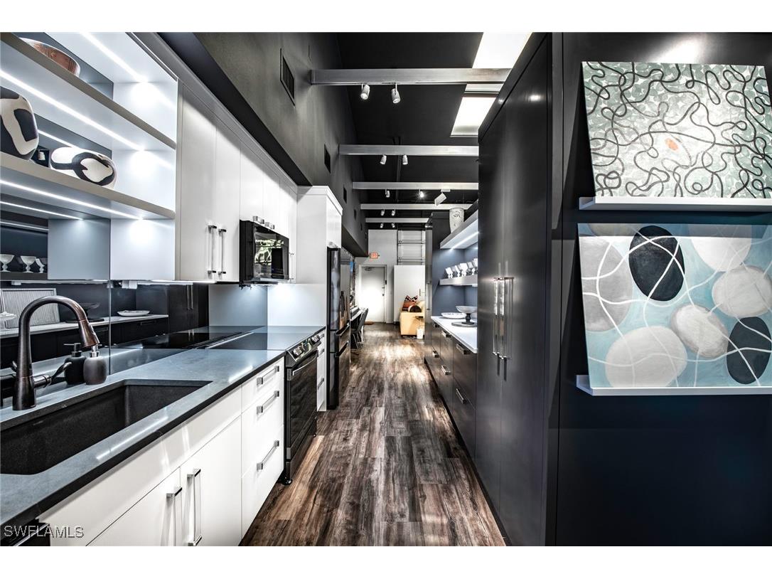 5880 Shirley Street #208 Naples FL 34109 225072470 image3