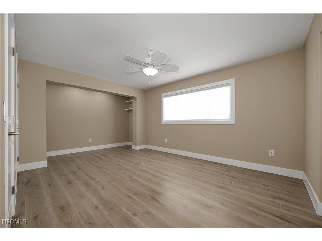 5885 Pine Tree Drive Sanibel FL 33957 2025004922 image22