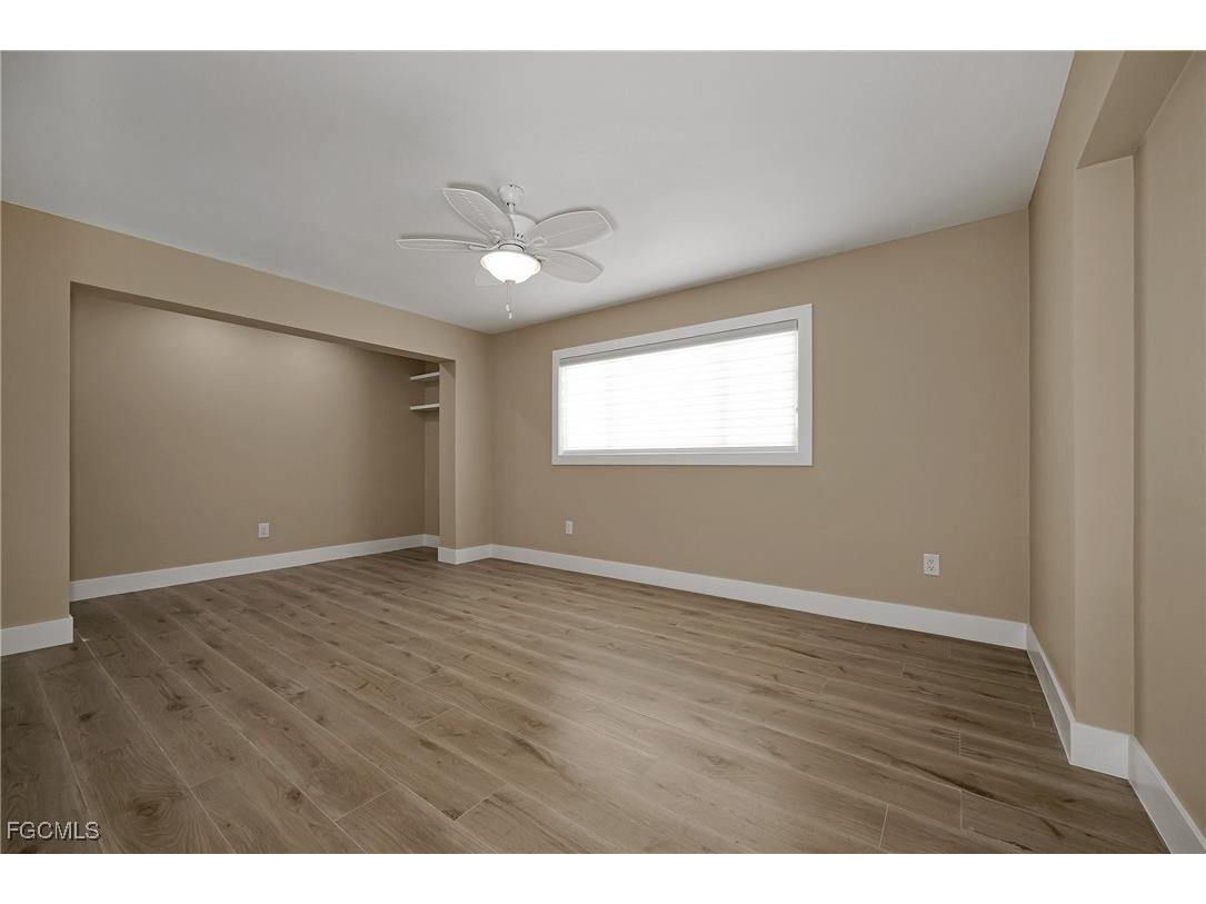 5885 Pine Tree Drive Sanibel FL 33957 2025004922 image23