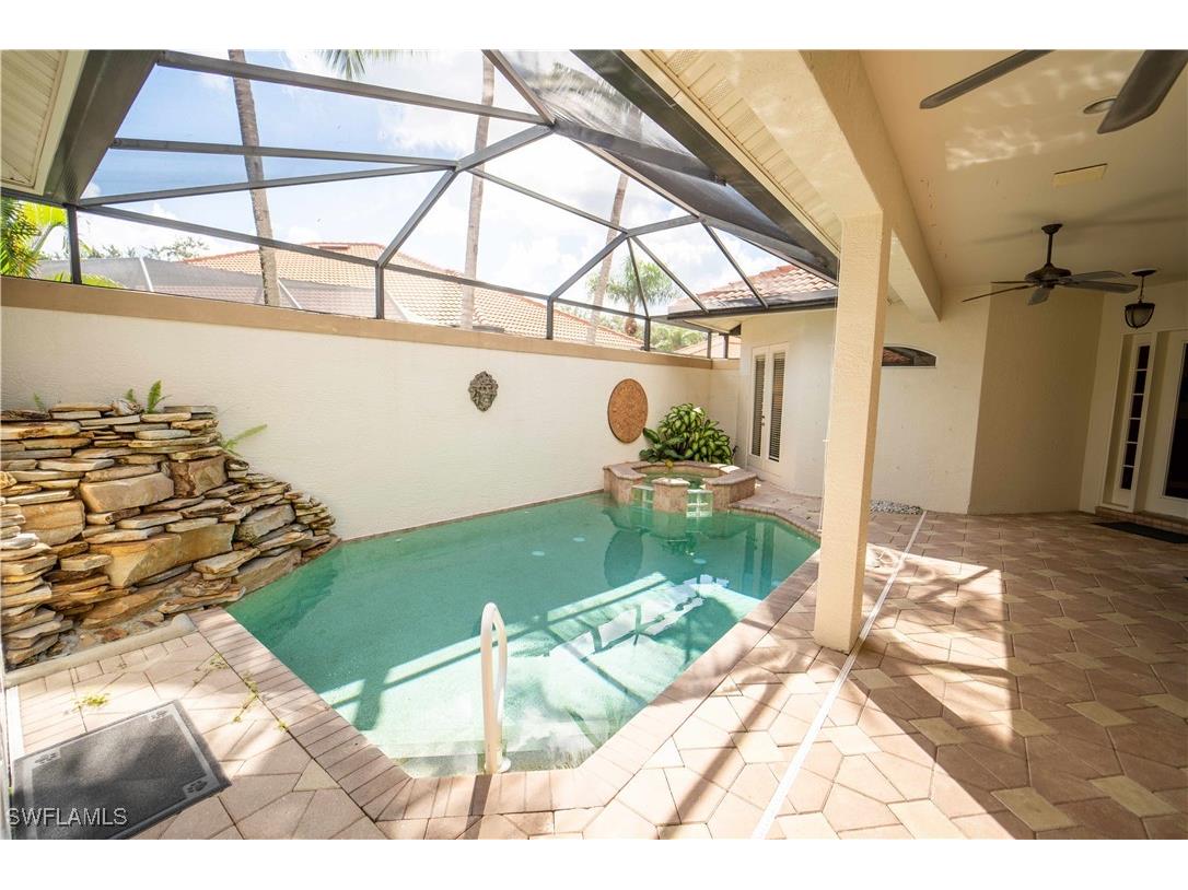 5886 Paradise Circle Naples FL 34110 225067701 image2